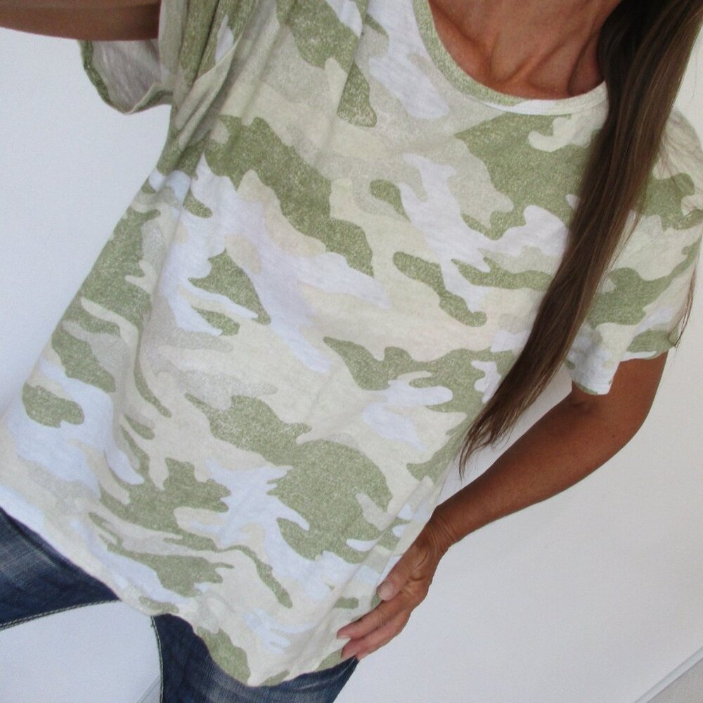 LUCKY BRAND Top Size XL Green Short Sleeve Camo Print T-Shirt
